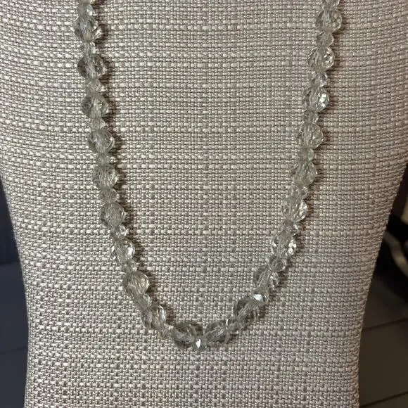 Vintage Clear Crystal Necklace Faceted Glass Beads Mid Century Classic - Picture 2 of 4